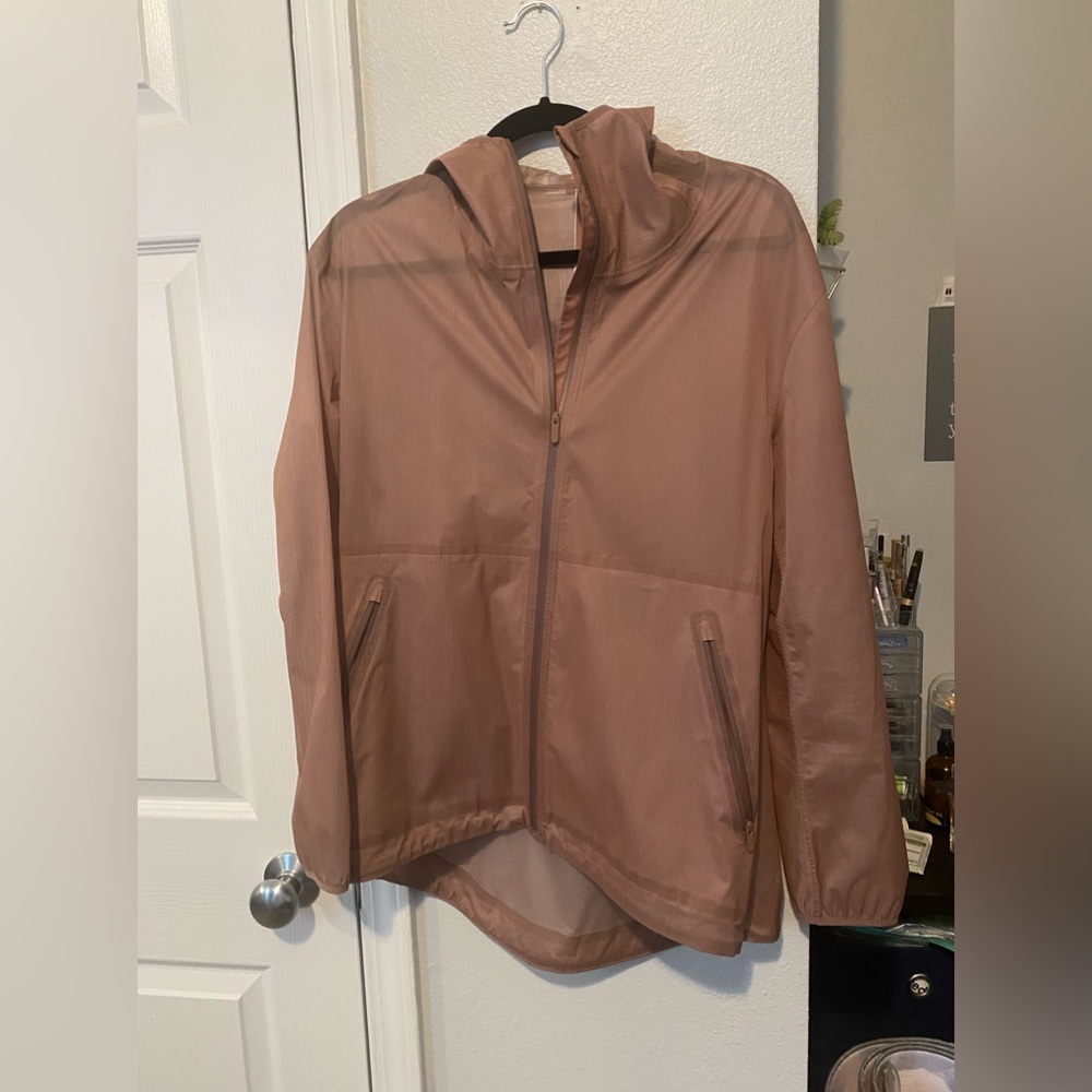 Lululemon windbreaker